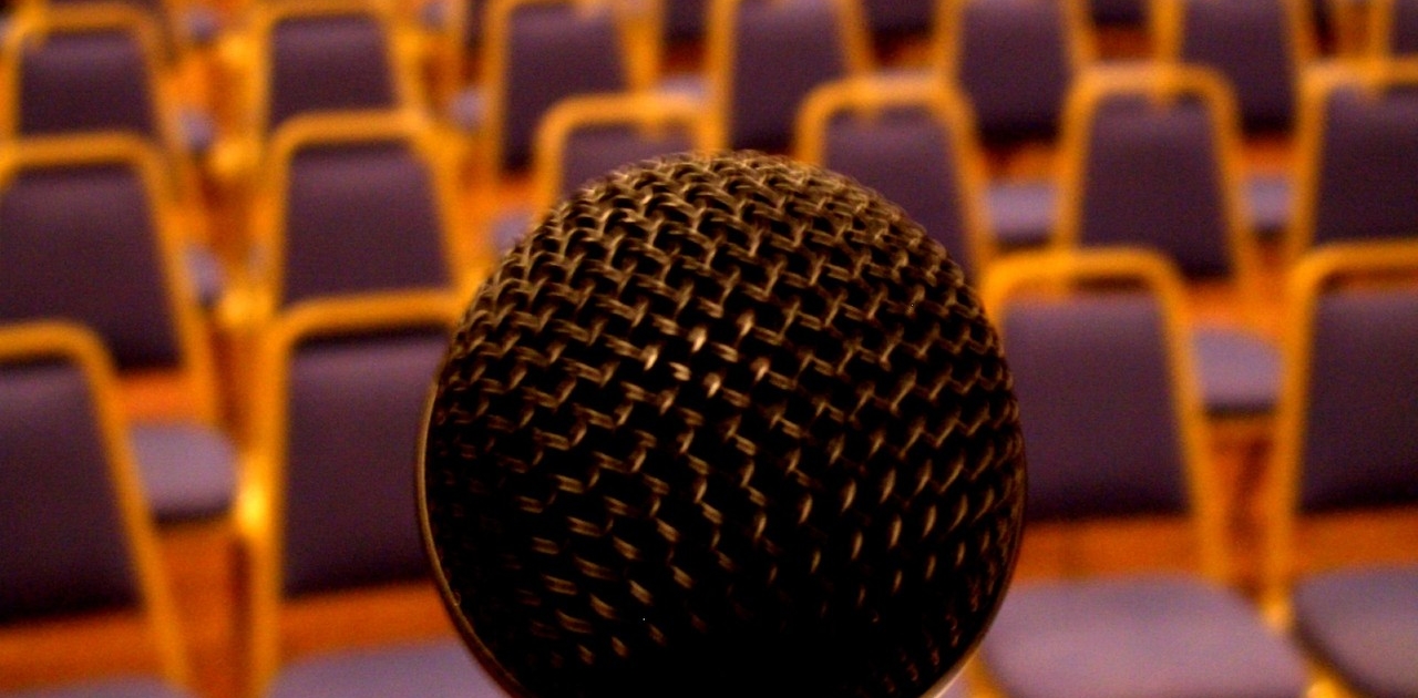 Microphone